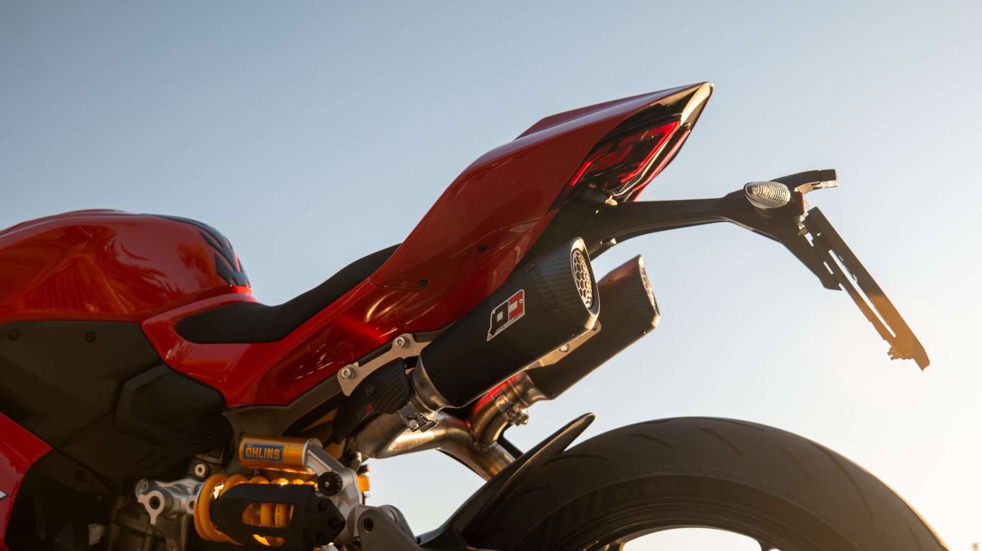 QD Exhaustを装着したDucati